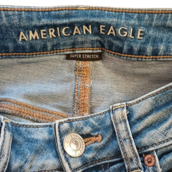 AMERICAN Eagle distressed denim skirt. Supercute for school.Size 6.Spring! - Picture 7 of 10